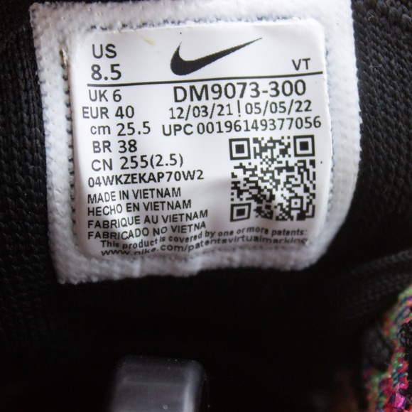 Nike Air Max Flyknit Racer Multi-Color Running Shoes DM9073-300 Women's Size 8.5 - Picture 7 of 8